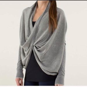 EUC Lulu iconic wrap sweater